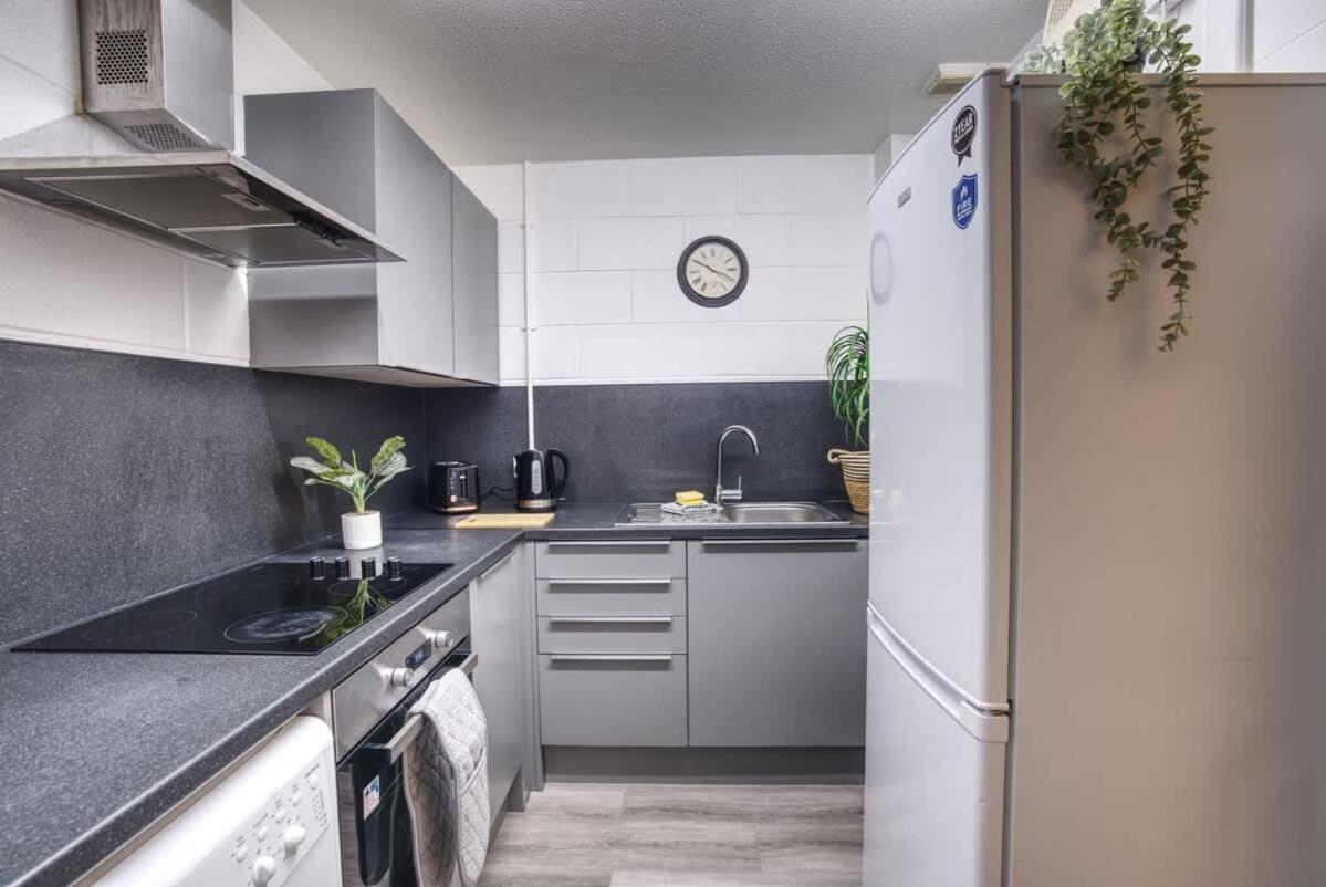 1Br City Centre Apt, Self Check In, Wifi, By Derbnb Σέφιλντ Εξωτερικό φωτογραφία